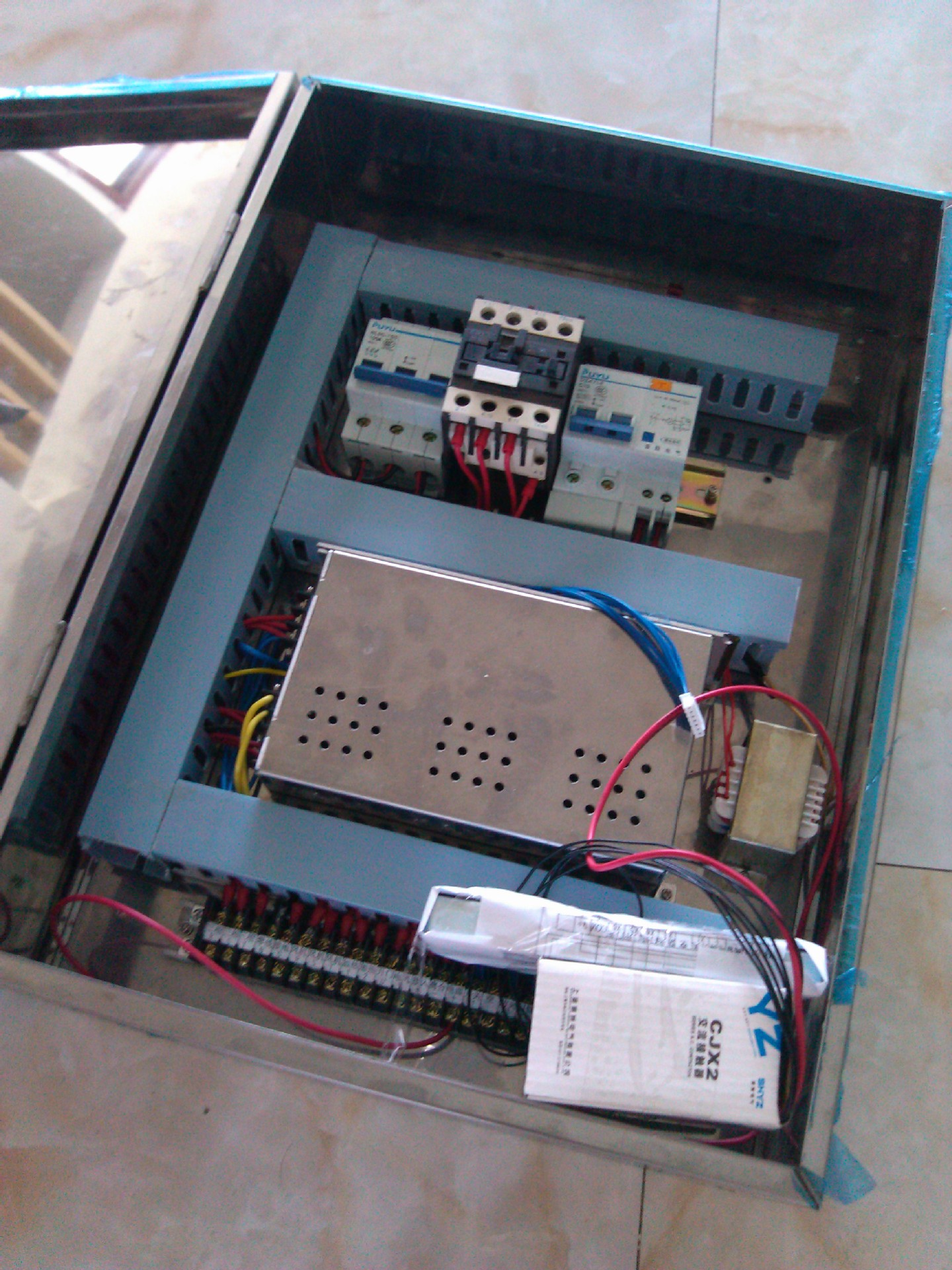 通用伸縮門(mén)控制器道閘門(mén)平移門(mén)大門(mén)伸縮門(mén)遙控門(mén)配件電動(dòng)門(mén)控制器220v